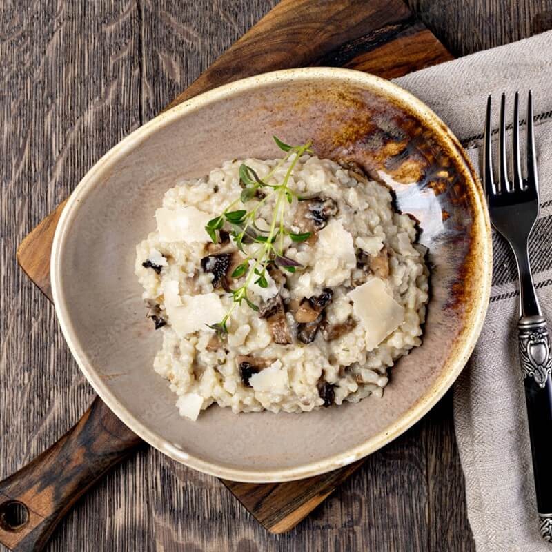 Risotto with dried porcini mushrooms