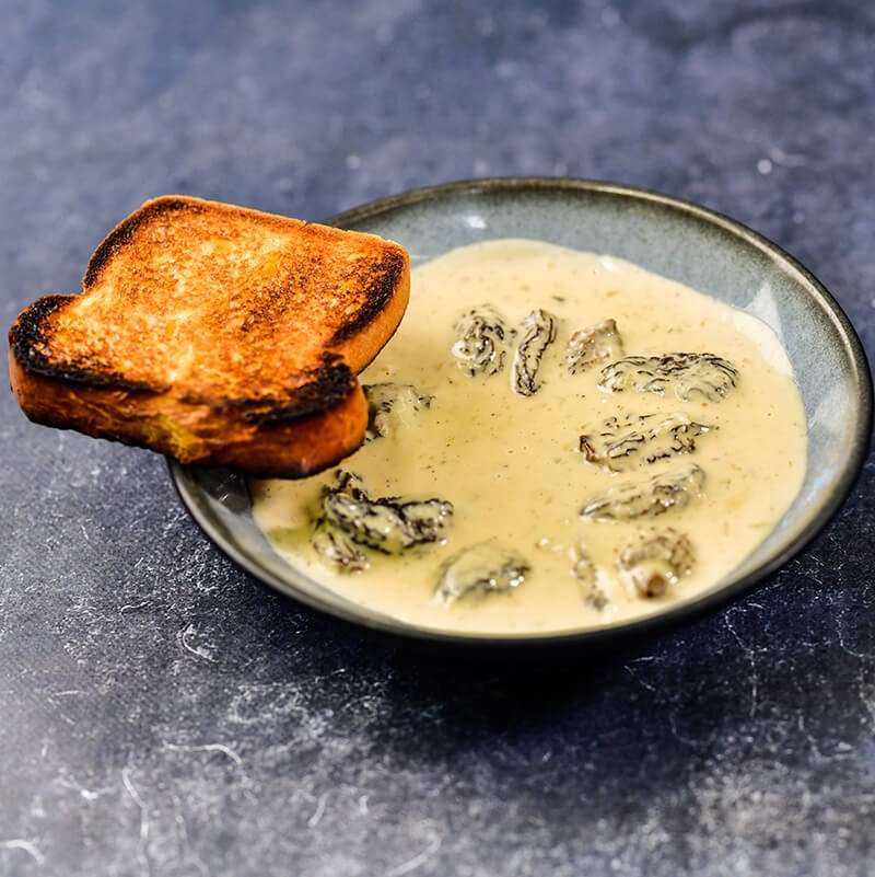 Freeze-dried morels with toast