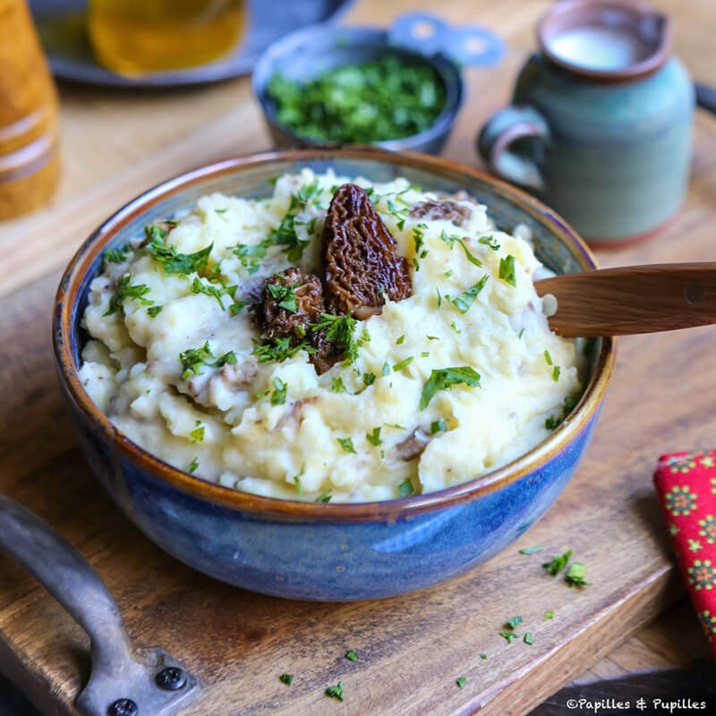 Mashed potatoes with freeze-dried morels